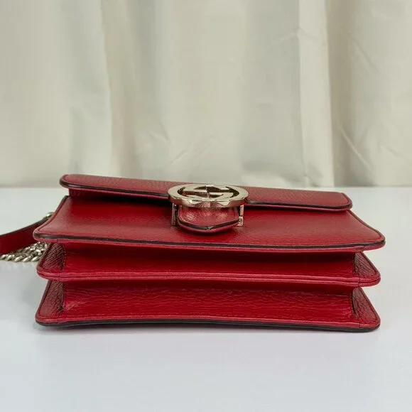 Gucci Red Leather GG Logo Crossbody Bag with Chain Strap & Gold Hardware - Picture 6 of 10